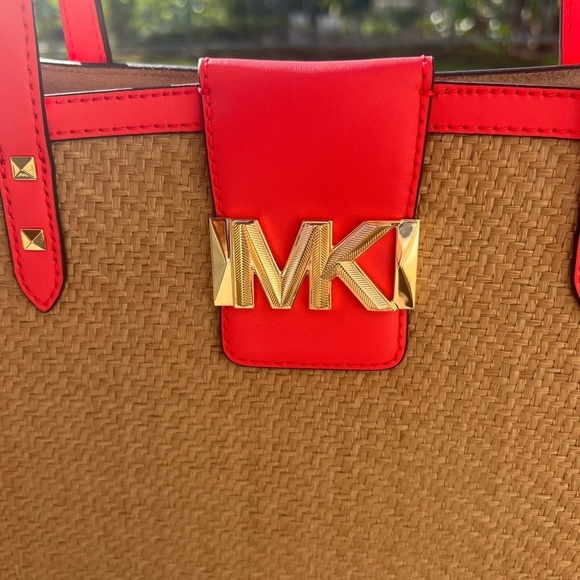 MICHAEL KORS SALMON ans BAMBOO coloured large Tote, NWT - Picture 3 of 16